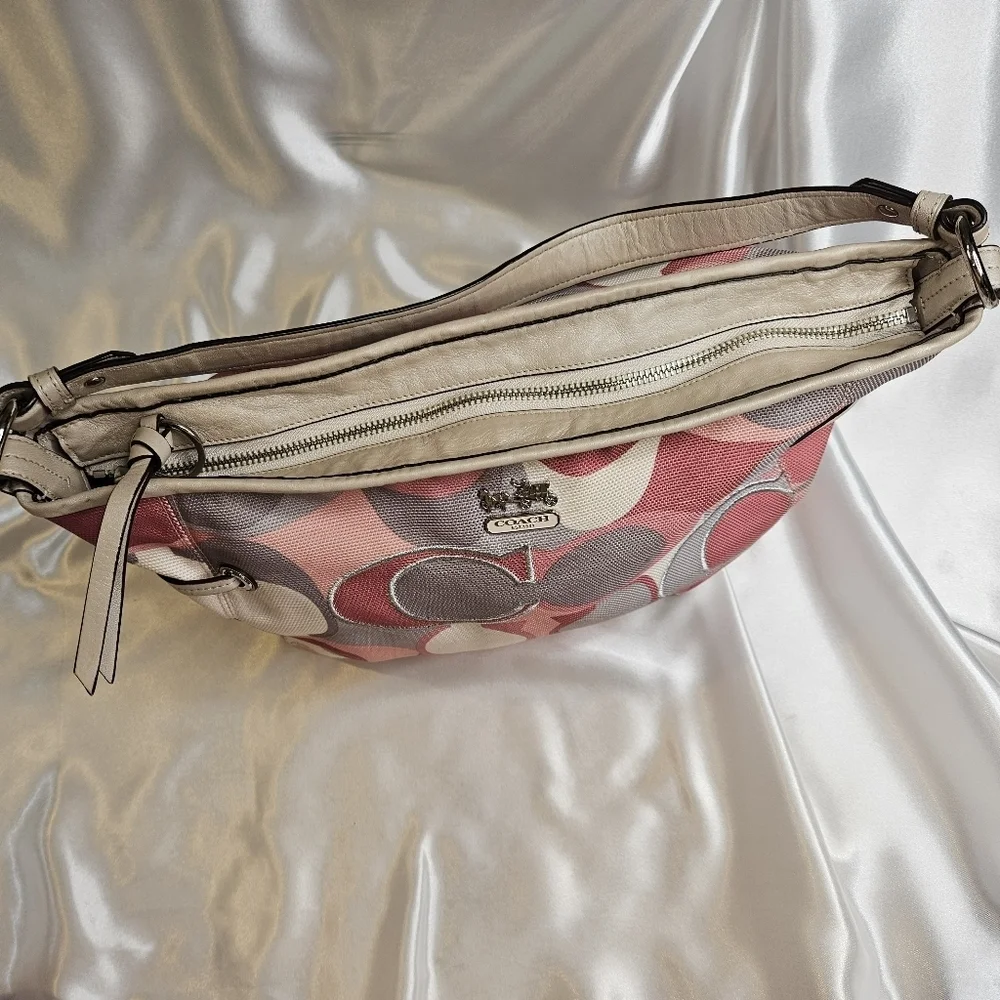 Coach Chelsea Scarf Print 19400 Pink - Picture 8 of 12